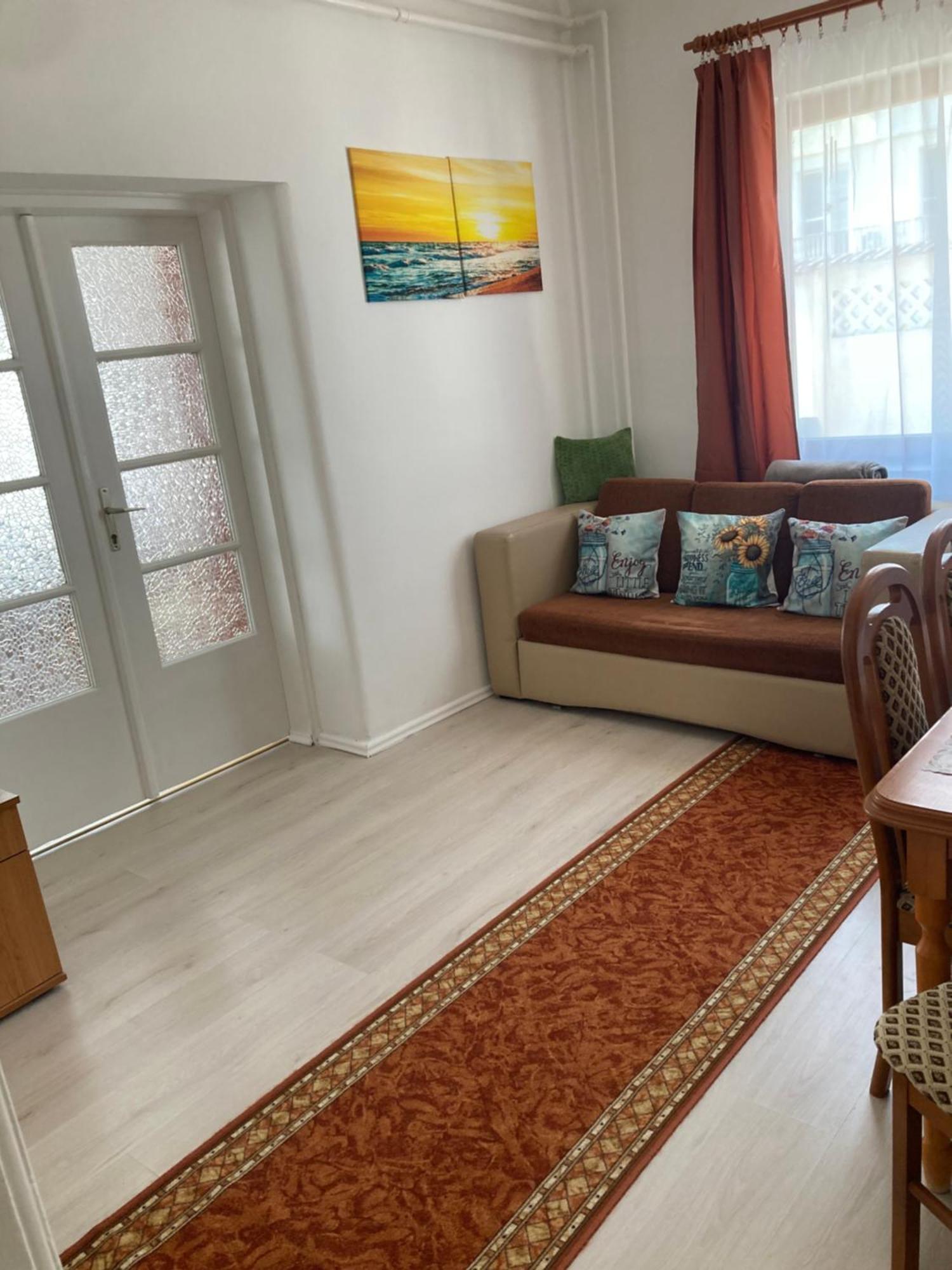 Tavaszpart Vendeghaz Apartment Seghedin Exterior foto