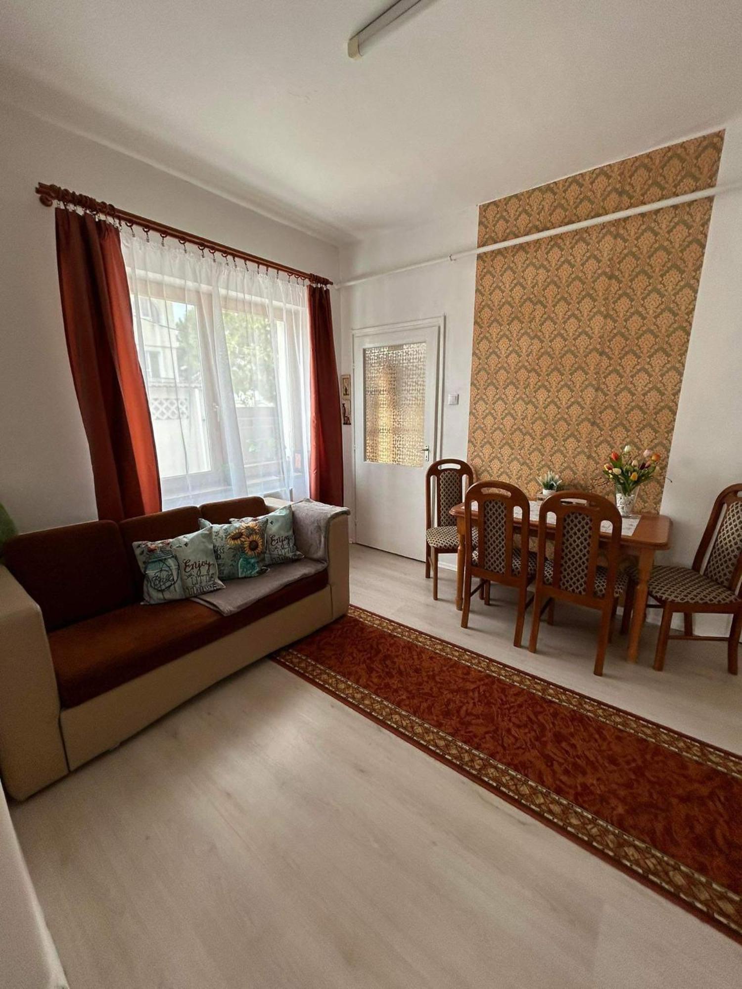 Tavaszpart Vendeghaz Apartment Seghedin Exterior foto
