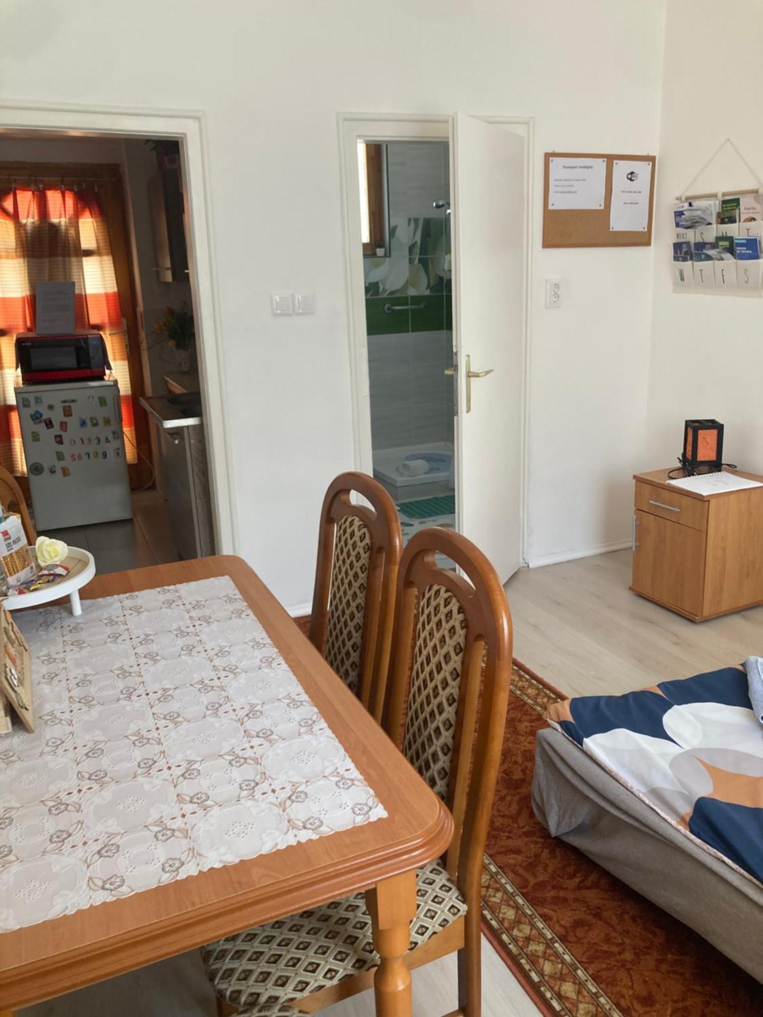 Tavaszpart Vendeghaz Apartment Seghedin Exterior foto