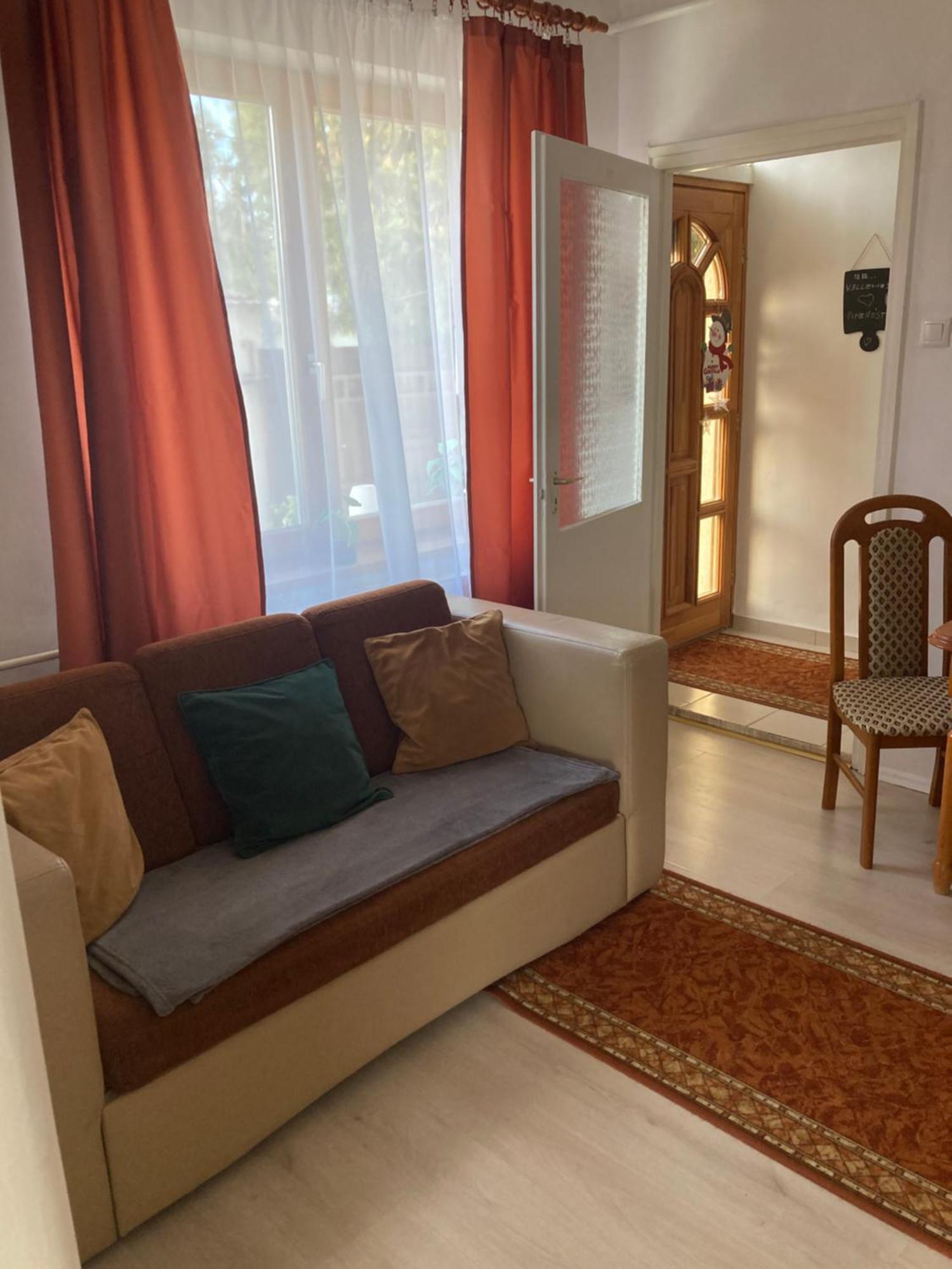 Tavaszpart Vendeghaz Apartment Seghedin Exterior foto